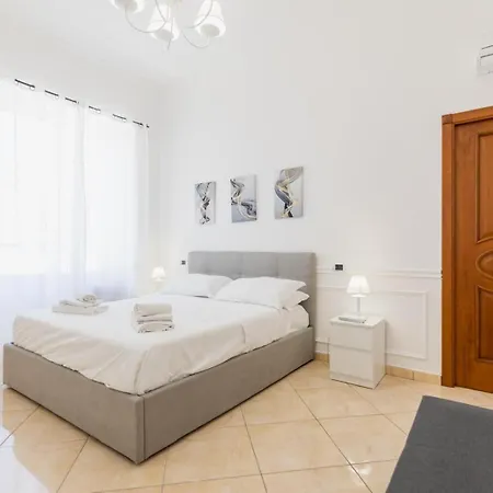 Montesanto Family Napoli