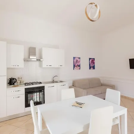 Montesanto Family Apartment Naples