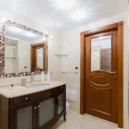 Montesanto Family Apartment