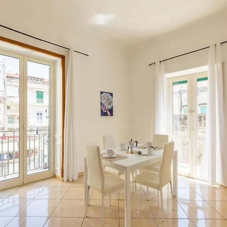 Montesanto Family Apartment *